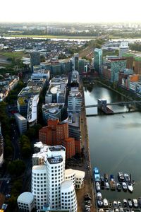 Blick vom Rheinturm auf den Medienhafen &ndash; Foto: Ulrike Thomas